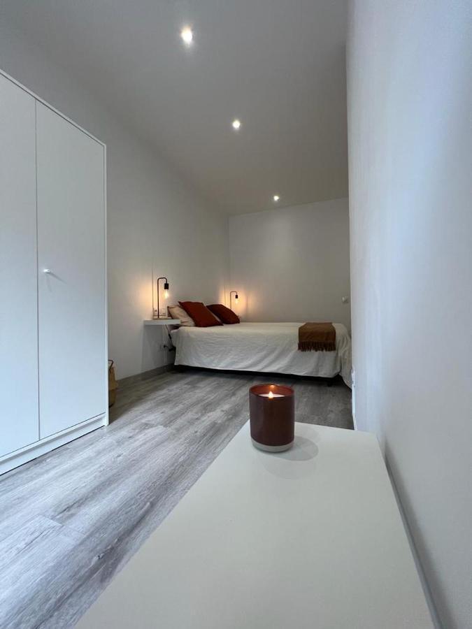 Amistat House Hotell Barcelona Exteriör bild