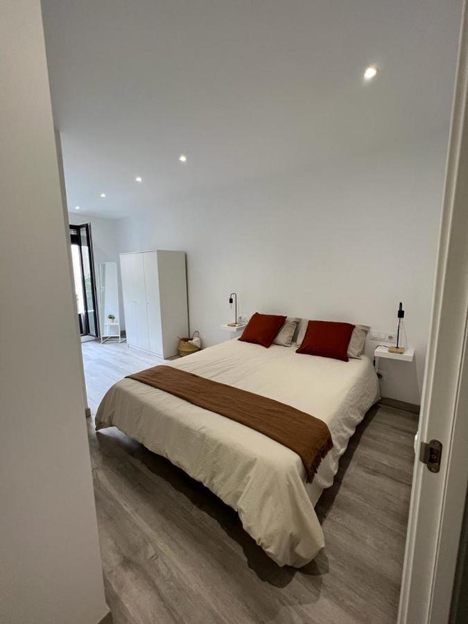 Amistat House Hotell Barcelona Exteriör bild